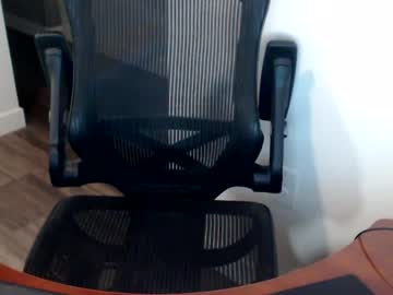 Dicksaretips Chaturbate stream image from April 24, 2025