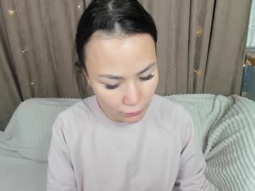 Jennylovley Chaturbate stream image from April 24, 2025