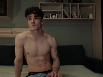 Taziro Chaturbate stream image from April 24, 2025