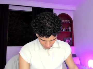 Zkyshot Chaturbate stream image from April 24, 2025