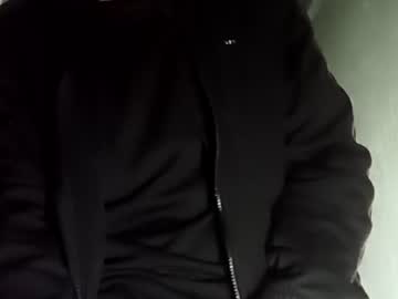 Robincom23 Chaturbate stream image from April 24, 2025
