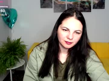 Hit_Hit_Star Chaturbate stream image from April 24, 2025