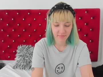 Nicesarah Chaturbate stream image from April 24, 2025