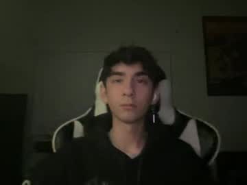 Sweatygamer_ Chaturbate stream image from April 24, 2025