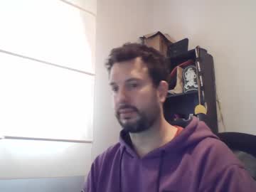 Titusnow Chaturbate stream image from April 24, 2025