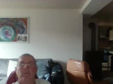 Charles6064 Chaturbate stream image from April 24, 2025