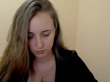 _Nicole_New Chaturbate stream image from April 24, 2025