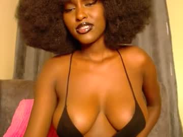 Wet_Wife_Material Chaturbate stream image from April 24, 2025