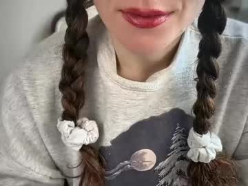 Copperpearl Chaturbate stream image from April 24, 2025