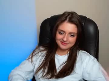 Lolamilli_ Chaturbate stream image from April 24, 2025