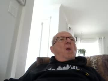 Bernard1102 Chaturbate stream image from April 24, 2025