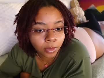 Khayaparker Chaturbate stream image from April 24, 2025