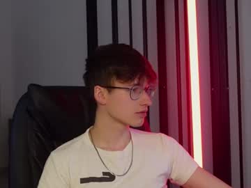 Richard_Handel Chaturbate stream image from April 24, 2025