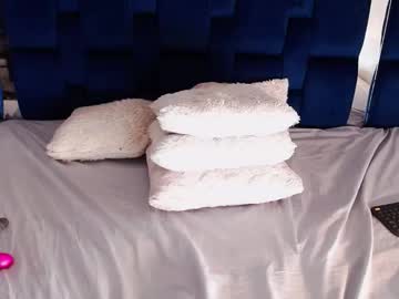 Adry_Morris Chaturbate stream image from April 24, 2025