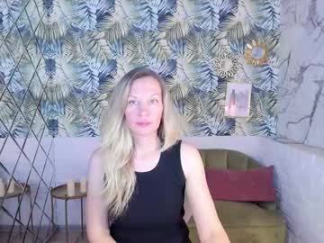 Asia_Rain_ Chaturbate stream image from April 24, 2025