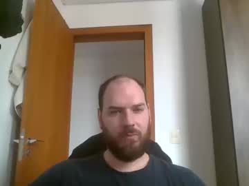 Bluec2c Chaturbate stream image from April 24, 2025