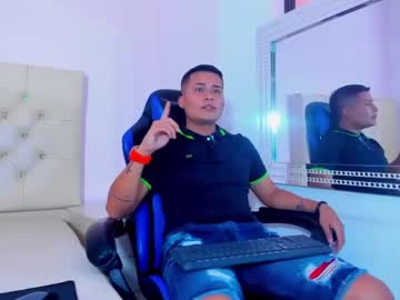 Camilocoopper Chaturbate stream image from April 24, 2025