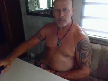 Nomadfreedom Chaturbate stream image from April 24, 2025