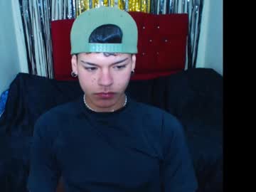 Rayanmiett Chaturbate stream image from April 24, 2025