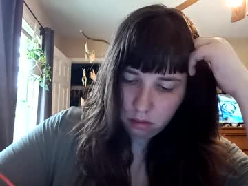 Holly992105 Chaturbate stream image from April 24, 2025