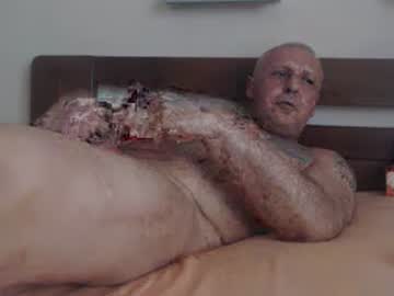 Skinner75 Chaturbate stream image from April 24, 2025