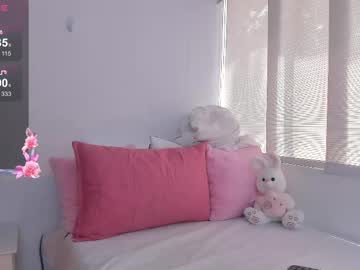 Brisa_Blue Chaturbate stream image from April 24, 2025