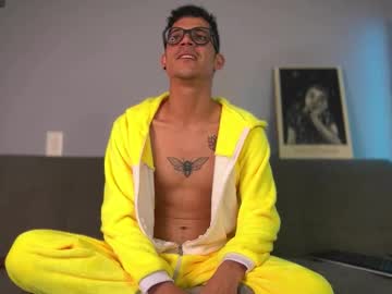 Josefheat Chaturbate stream image from April 24, 2025