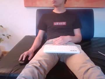 Nico209209 Chaturbate stream image from April 24, 2025