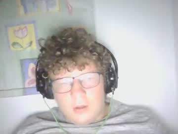 Red454games454 Chaturbate stream image from April 24, 2025
