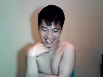 12hotcock Chaturbate stream image from April 24, 2025