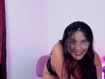 Annaqueen_ Chaturbate stream image from April 24, 2025