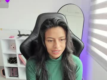 Martinnaa__ Chaturbate stream image from April 24, 2025