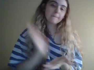 Roseoca Chaturbate stream image from April 24, 2025