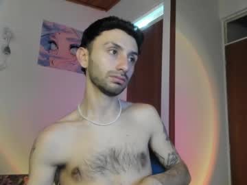 Santi_Mateo Chaturbate stream image from April 24, 2025