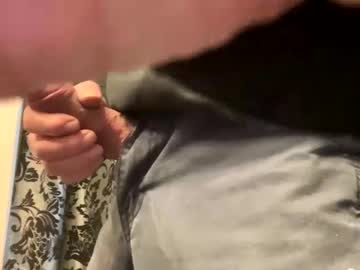 Canadianwoody Chaturbate stream image from April 24, 2025