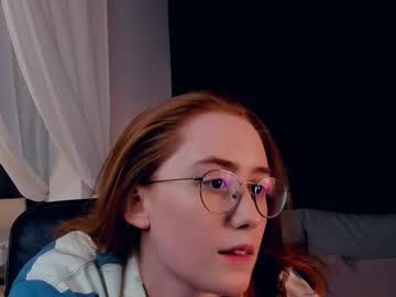 Neldahankin Chaturbate stream image from April 24, 2025