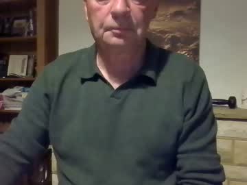 Semickey3 Chaturbate stream image from April 24, 2025