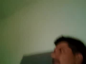 Tomx0 Chaturbate stream image from April 24, 2025