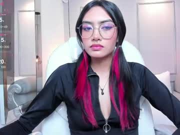 Azurakindong Chaturbate stream image from April 24, 2025