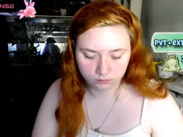 Lily_Shamy Chaturbate stream image from April 24, 2025