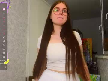Lolaboney Chaturbate stream image from April 24, 2025