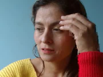 Naomyspicy43 Chaturbate stream image from April 24, 2025