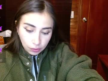 Nicolms Chaturbate stream image from April 24, 2025