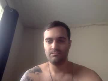 Str8guywantsgirl Chaturbate stream image from April 24, 2025