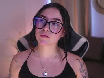 Emmagrayson Chaturbate stream image from April 24, 2025