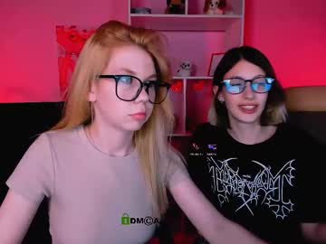 Isa_Luxury Chaturbate stream image from April 24, 2025