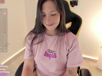 Luna_Garcia8 Chaturbate stream image from April 24, 2025