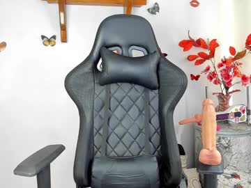 Scarlett_Twigs Chaturbate stream image from April 24, 2025