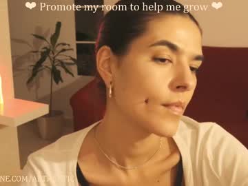 Zorosgiirl Chaturbate stream image from April 24, 2025