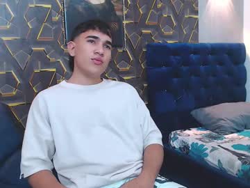 Bear_Teddy_2 Chaturbate stream image from April 24, 2025